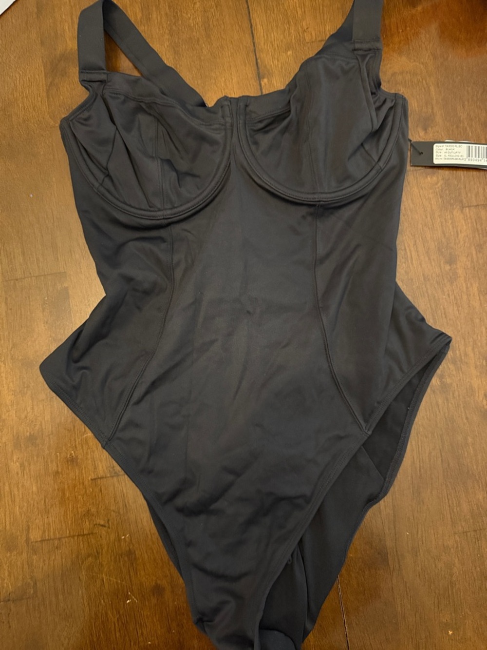 TA3 NWT Black Hi Cut Lifty - XL REG/ Long